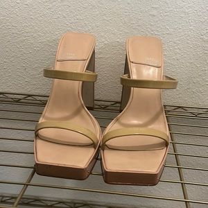 Jeremy Campbell heels